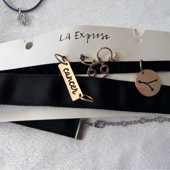 Bundle of String Necklaces and Chokers Lot of 8 - Picture 4 of 5